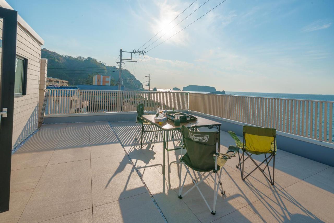 Ryu Shi Ma Ocean View Villa Kyonan Esterno foto