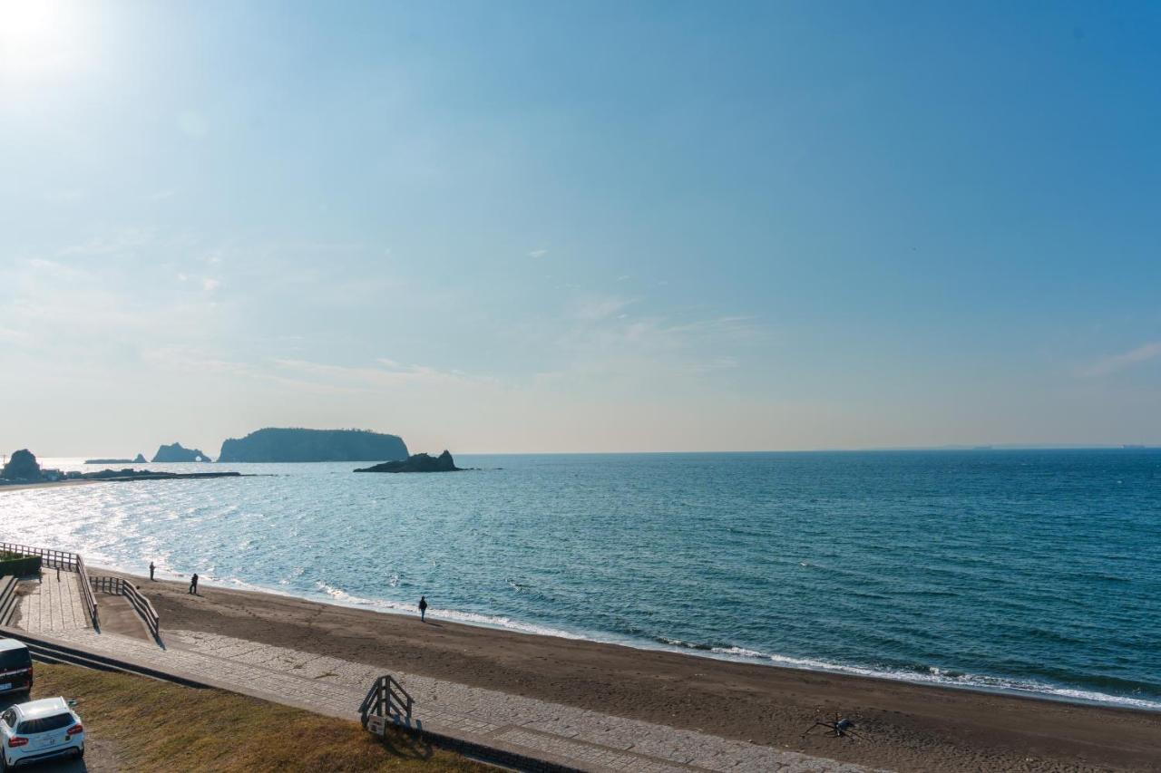 Ryu Shi Ma Ocean View Villa Kyonan Esterno foto